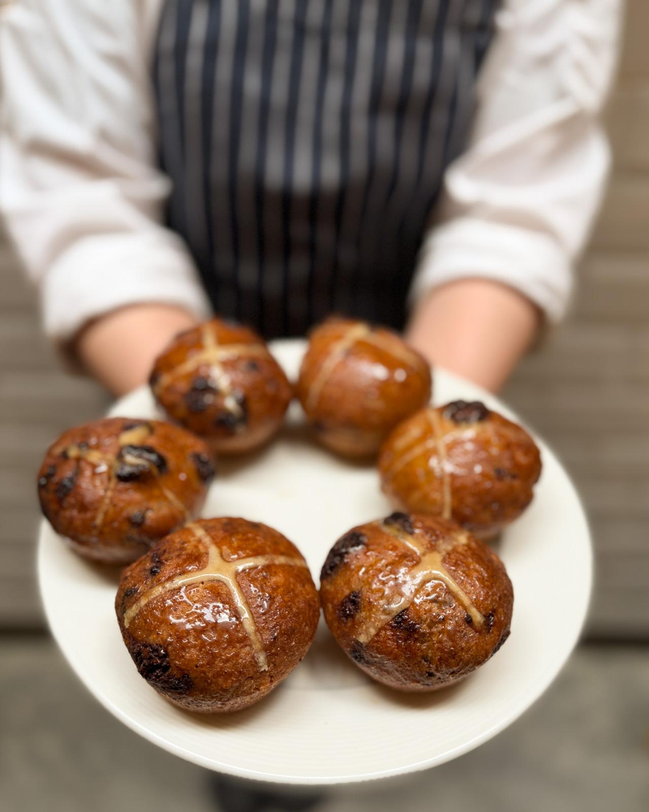 TIANN'S Hot Cross Buns (Set of 6)