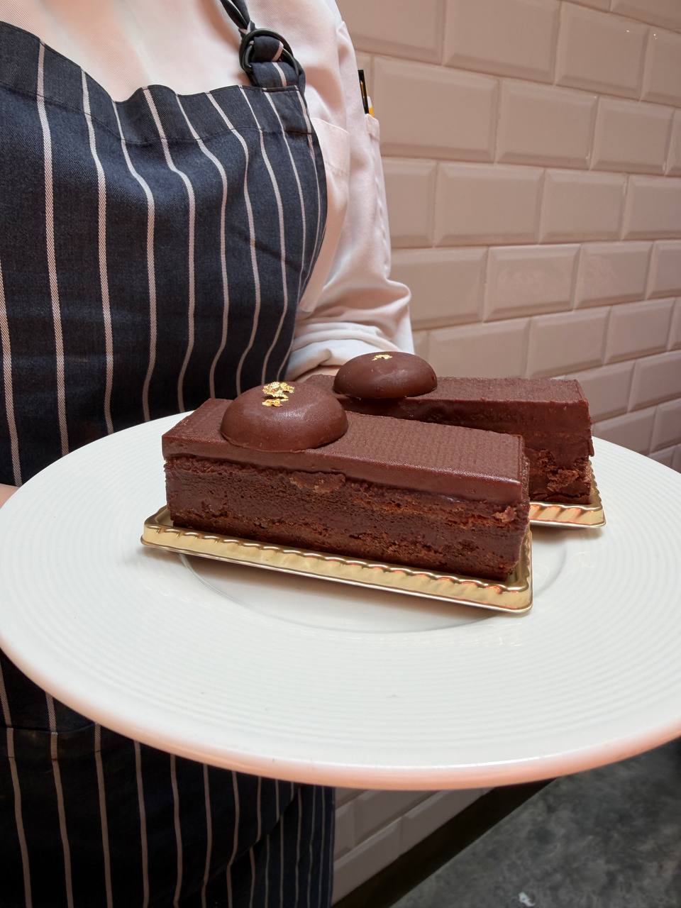 The Chocolate Cake
