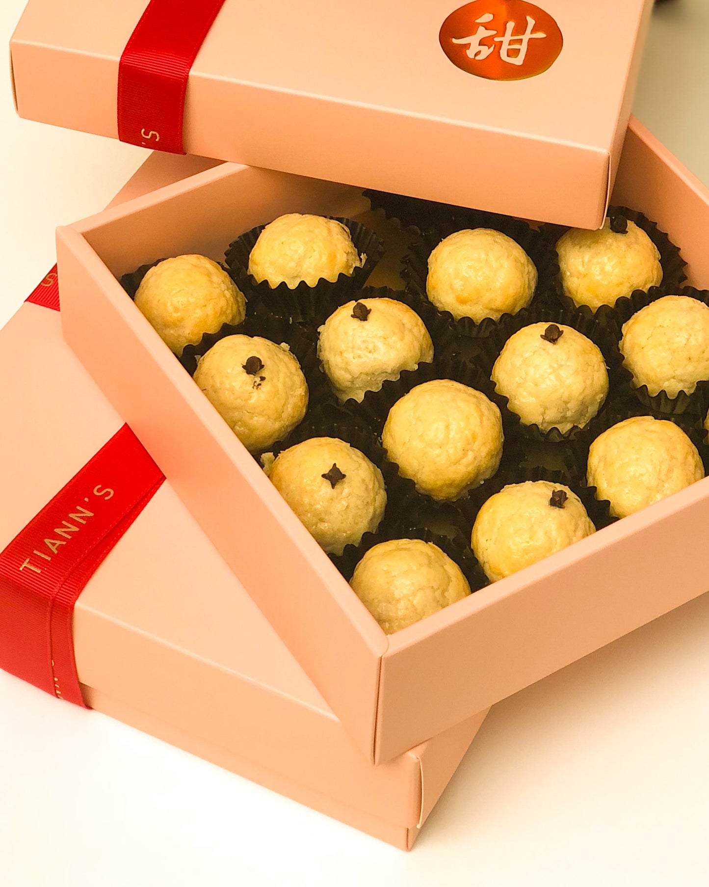 TIANN'S Golden Phoenix Pineapple Tarts 甜 金黄凤梨酥