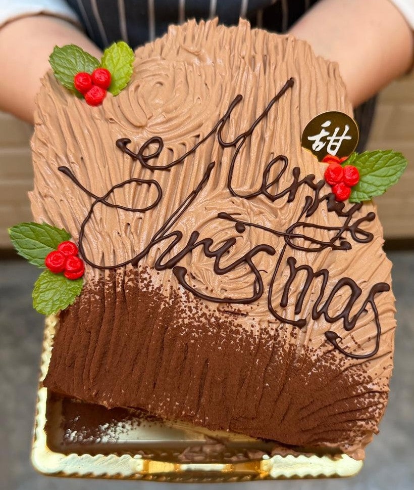 TIANN'S Christmas Chocolate Log Cake